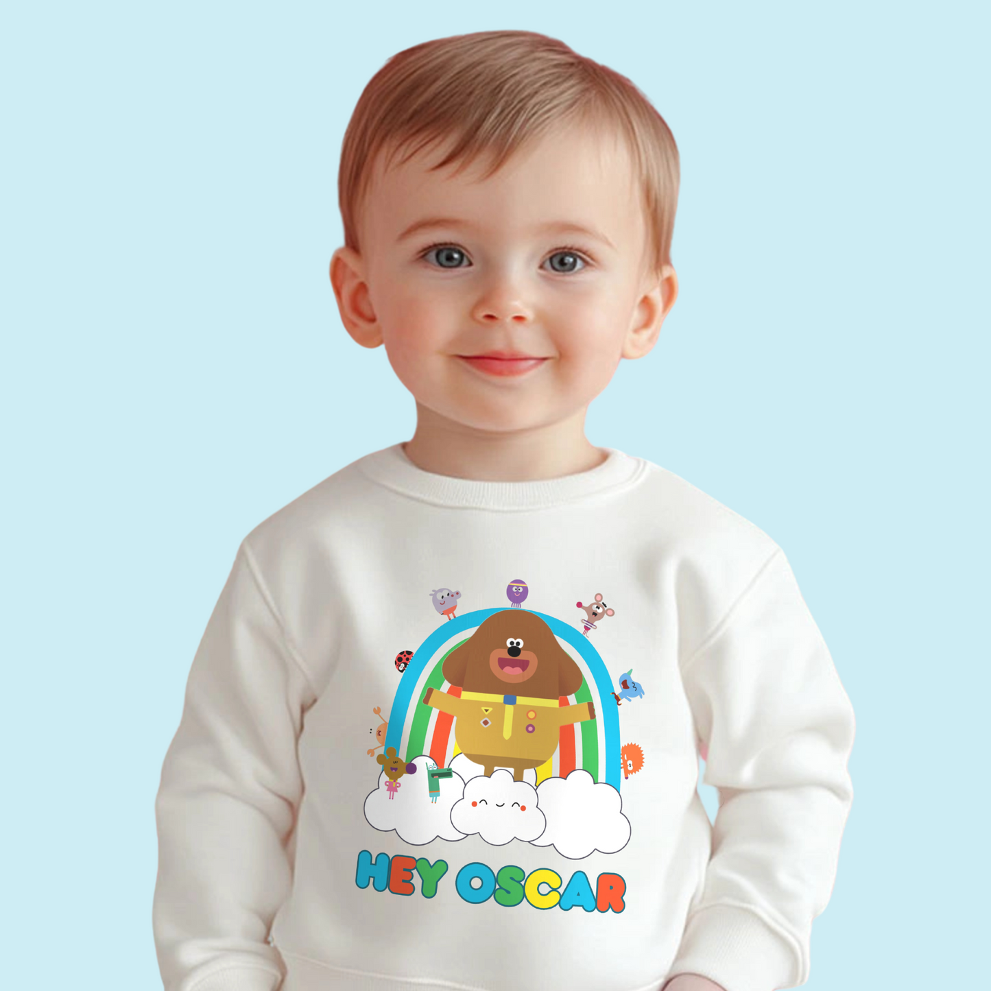 Hey Duggee personalised sweatshirt, hey duggee jumper with name, custom sweatshirt hey duggee, hey duggee boys sweatshirt, boys hey duggee with name